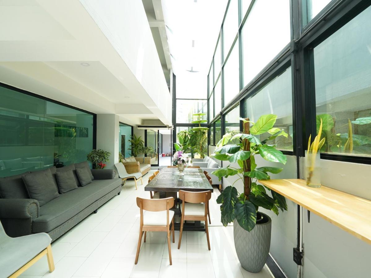 Roomquest Bangkok Don Mueang Airport Екстер'єр фото