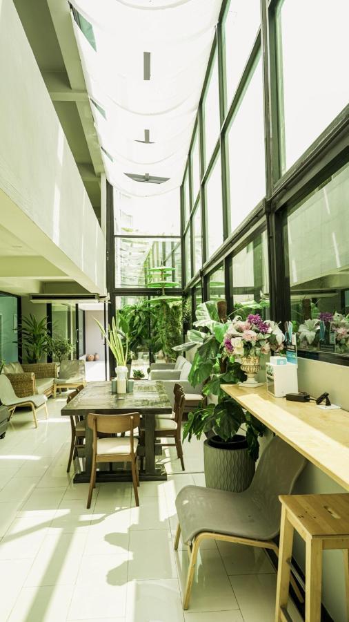 Roomquest Bangkok Don Mueang Airport Екстер'єр фото